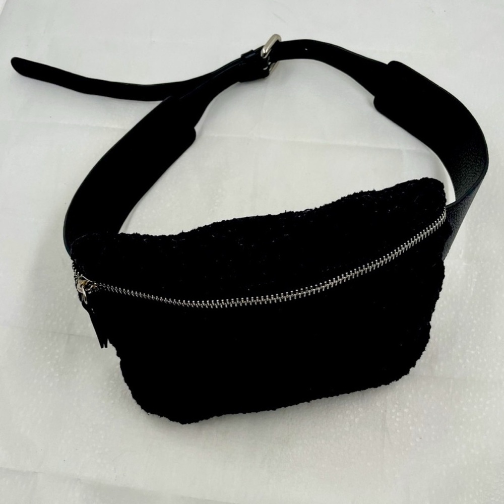 Rachel Comey Black Crochet Belt Bag (Fanny Pack) - Picture 2 of 8